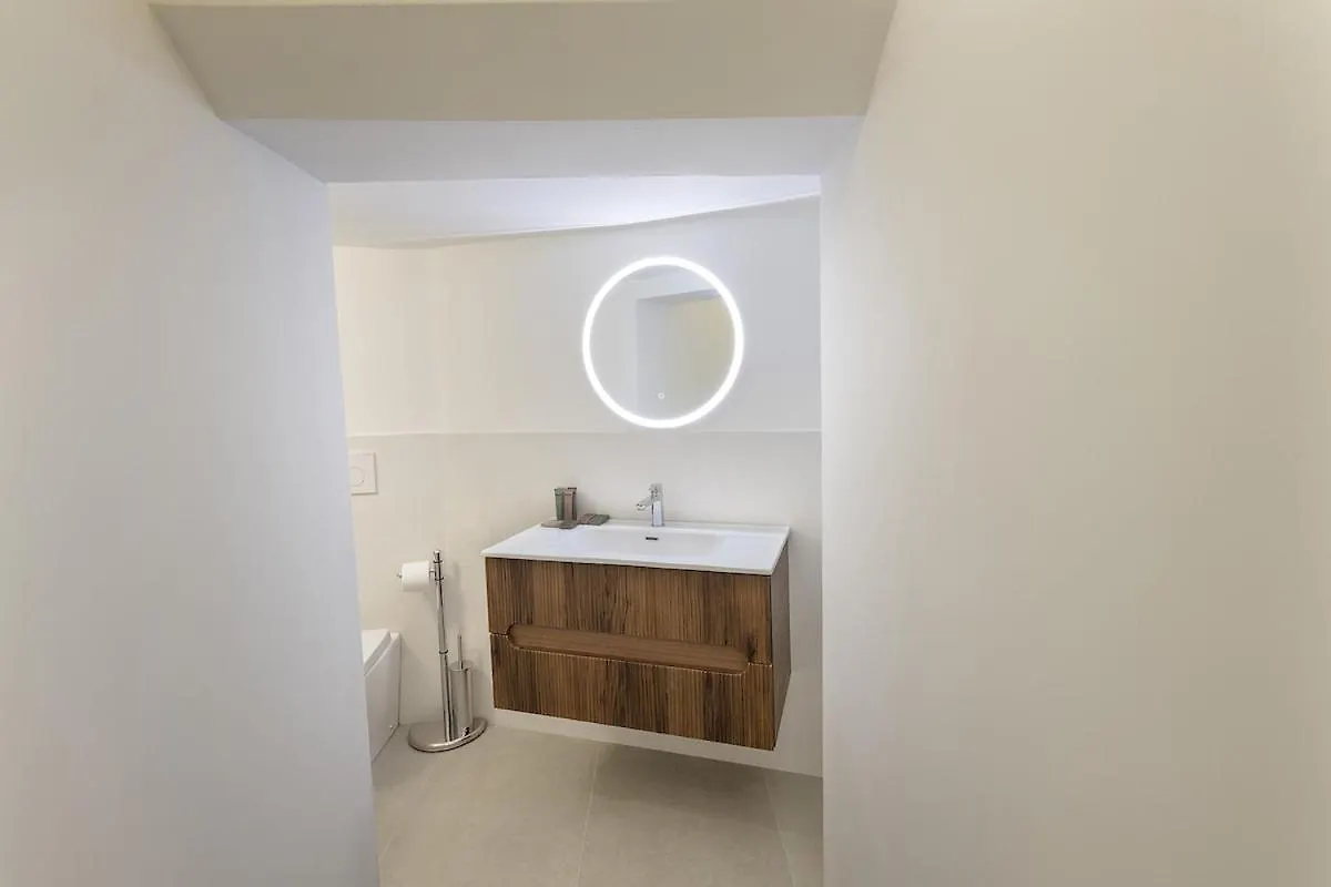 2 Bedrooms De Angeli - 20 Minuti Dal Salone Del Mobile Milano Appartamento