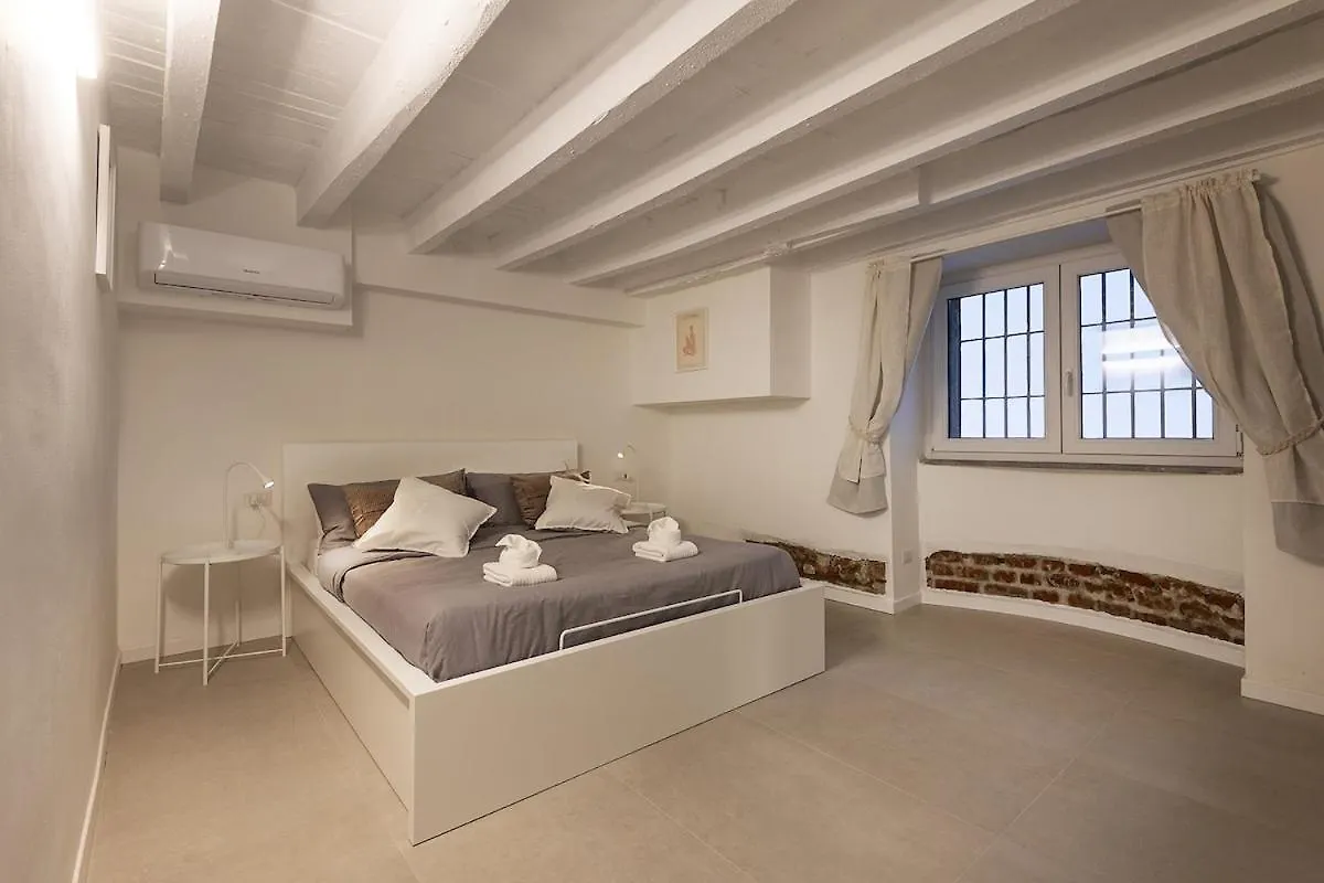 Appartamento 2 Bedrooms De Angeli - 20 Minuti Dal Salone Del Mobile Milano