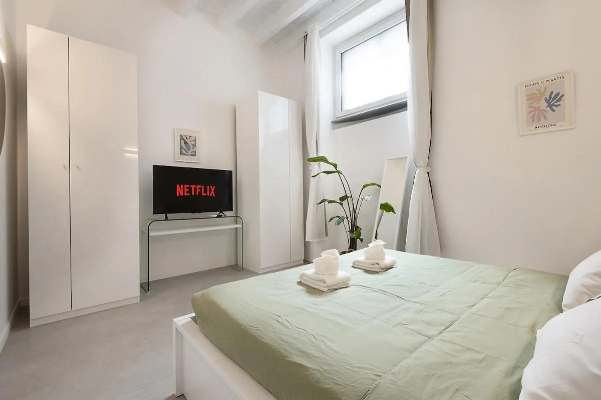 2 Bedrooms De Angeli - 20 Minuti Dal Salone Del Mobile 米兰